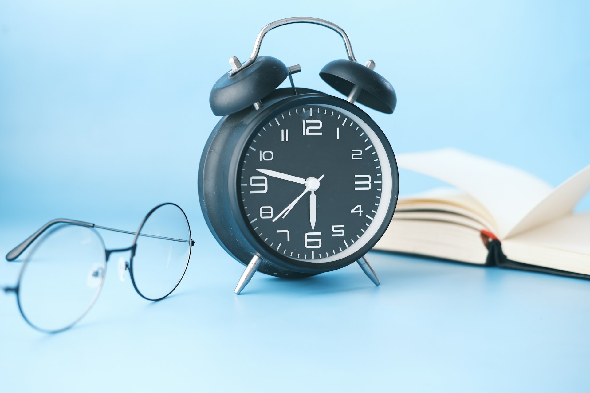 Mau Jadi Boss? Ngatur Alarm Aja Masih Kalah Sama Snooze